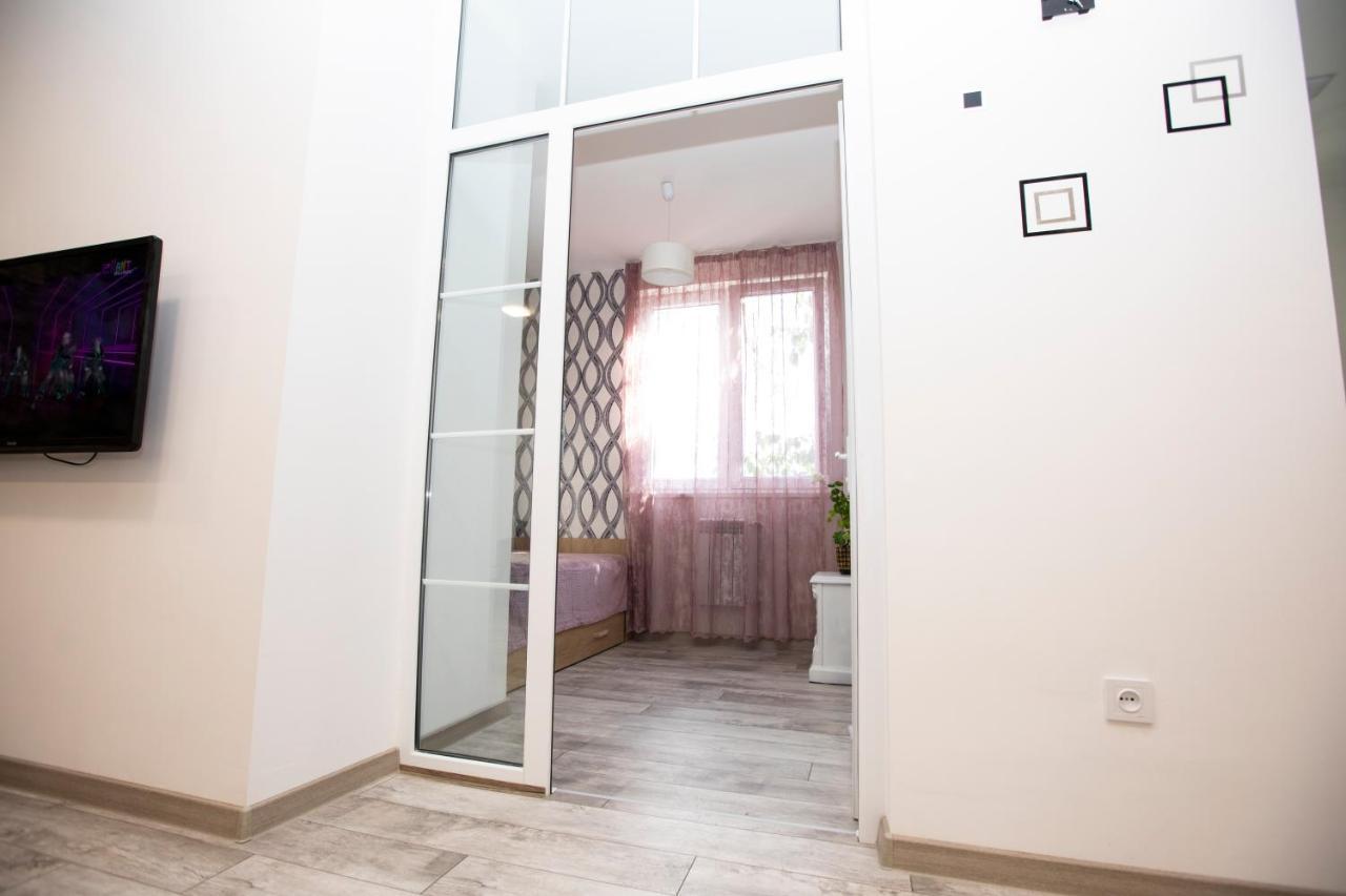 Modern Apartment In The Center With The View Of The Majestic Ararat Erivan Exterior foto